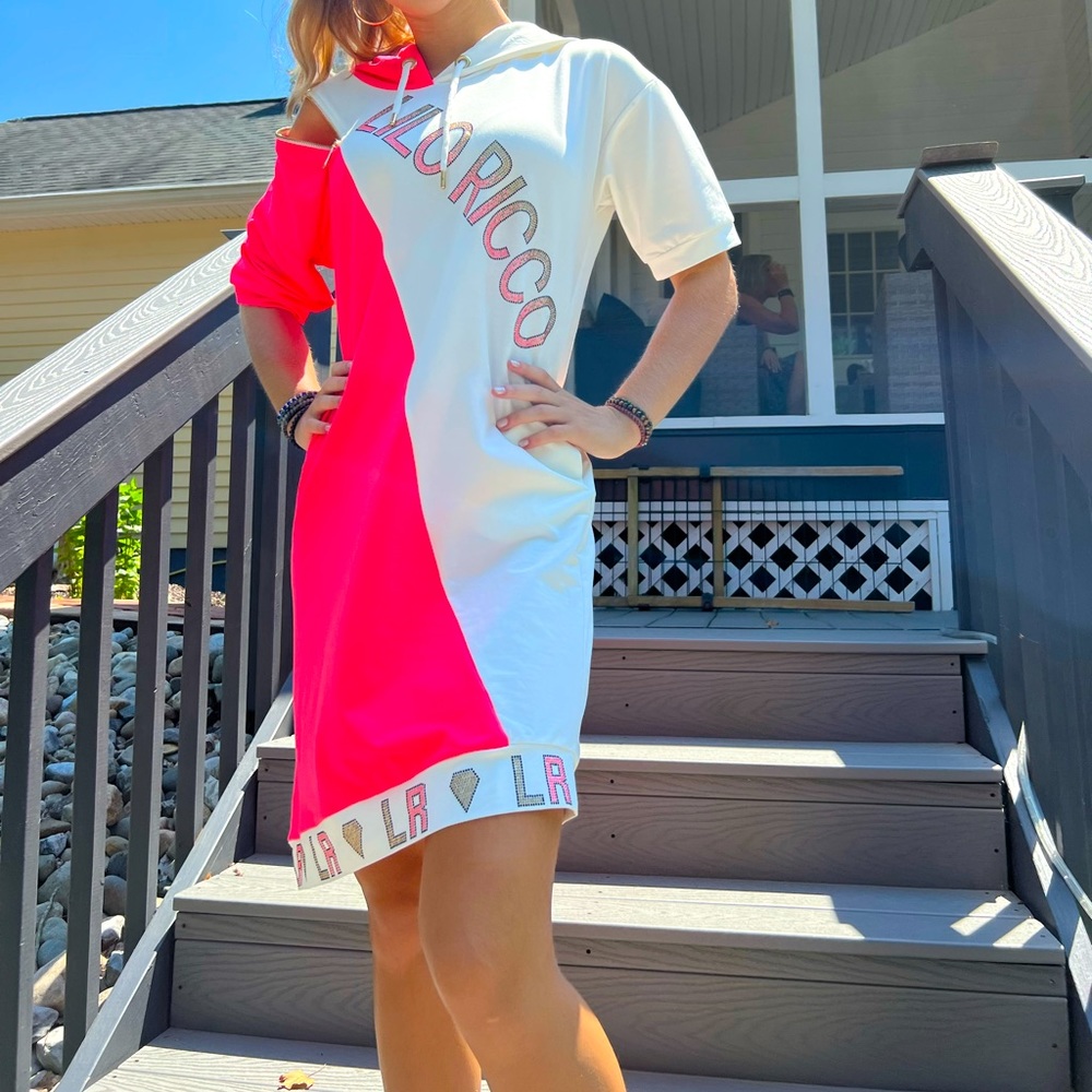 Lilo Ricco Fashion Dress - NEON PINK